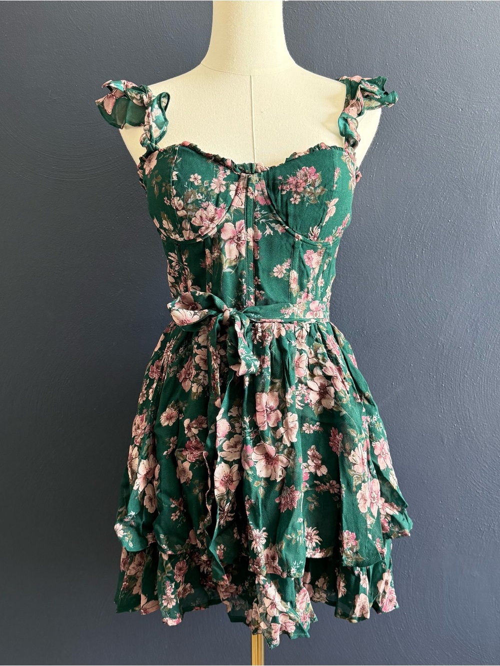 NWOT Altar'd State Green Floral Tiered Dress - Size Small